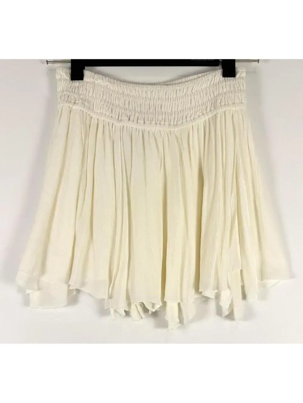 Gab & Kate Skylar White Smocked Waist Mini Skirt‎ Ruffle Hem Flowy Size Small